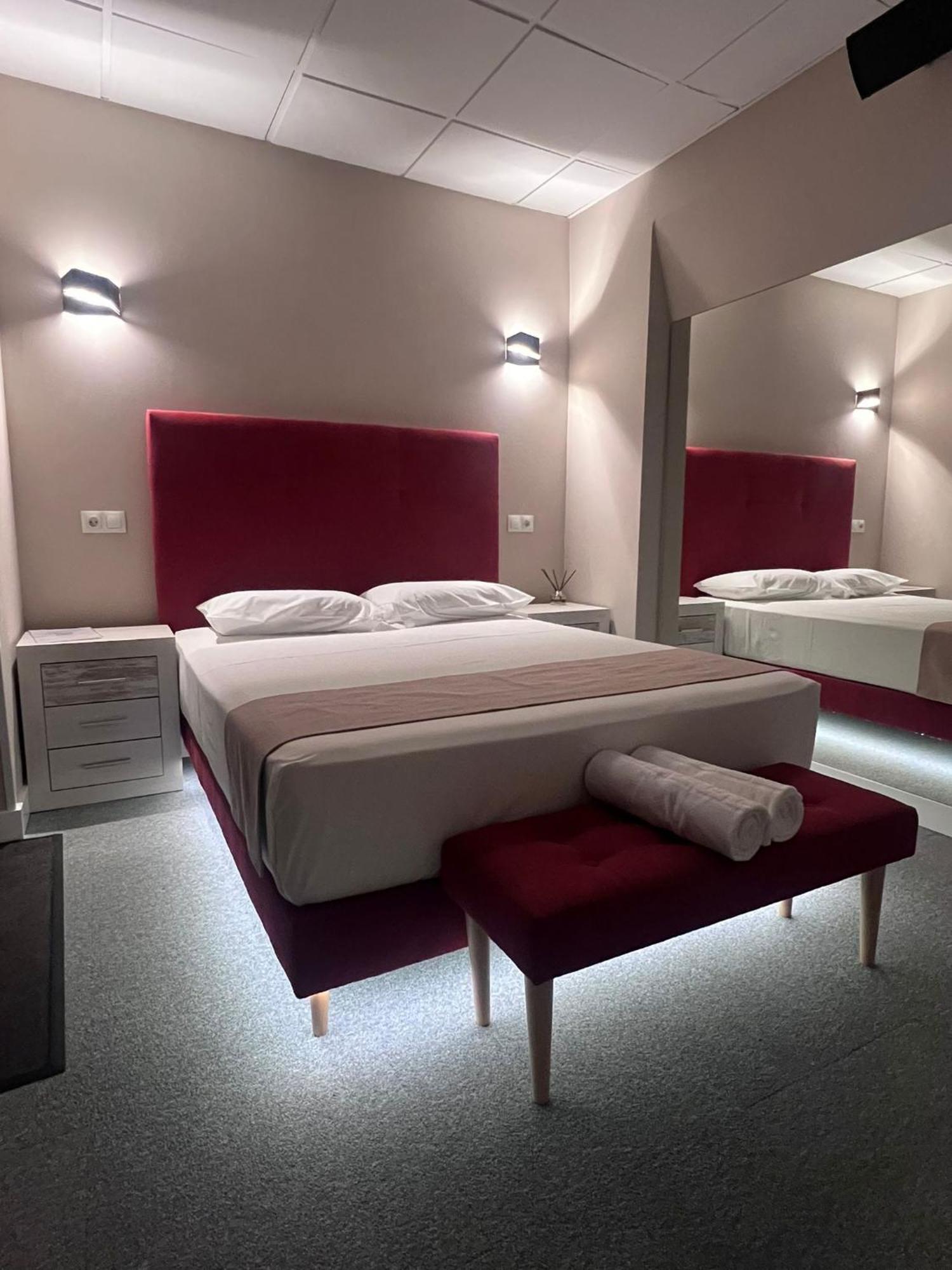 Rooms Luxury Madrid Exteriér fotografie